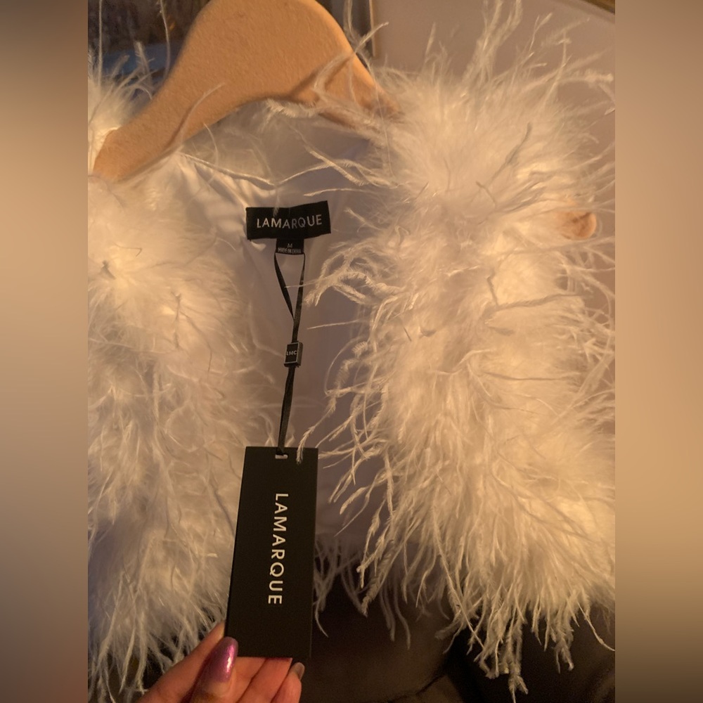 La Marque DIDINA | FEATHER SHRUG